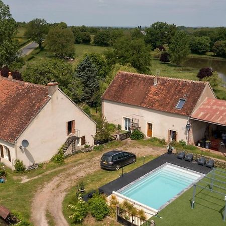 Gite La Voliere Ouverte Valigny Exterior foto